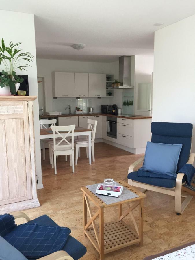 Apartment Bei Linda Beromunster Bagian luar foto